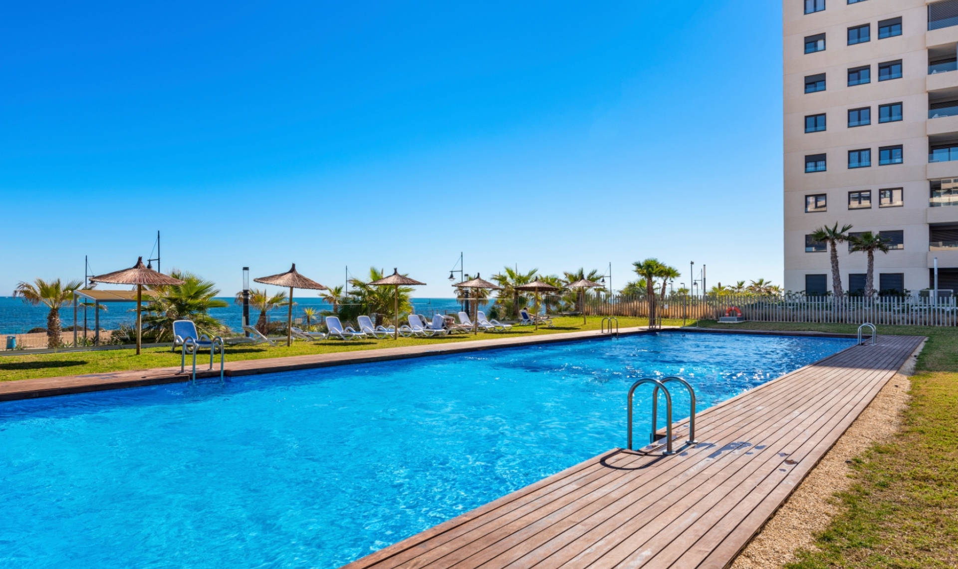 Resale - Apartment -
Orihuela Costa - Punta Prima