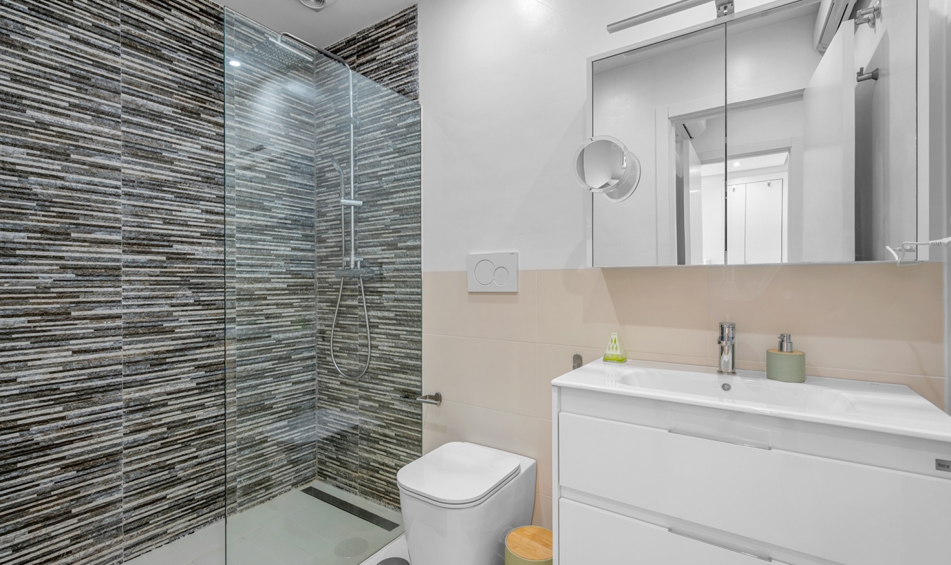 Resale - Apartment -
Orihuela Costa - Punta Prima