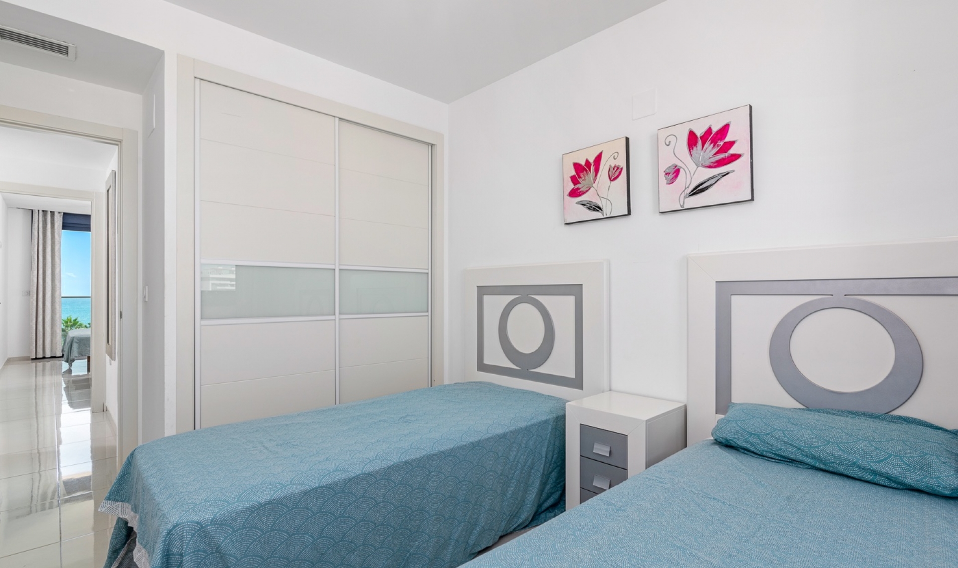 Resale - Apartment -
Orihuela Costa - Punta Prima