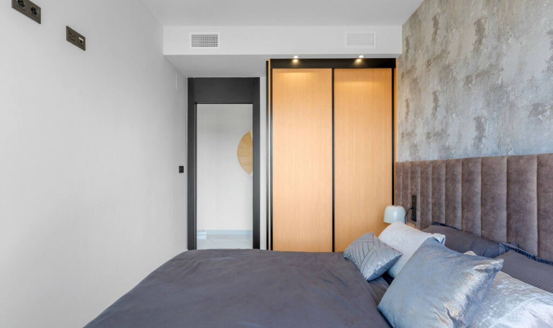 Resale - Apartment -
Orihuela Costa