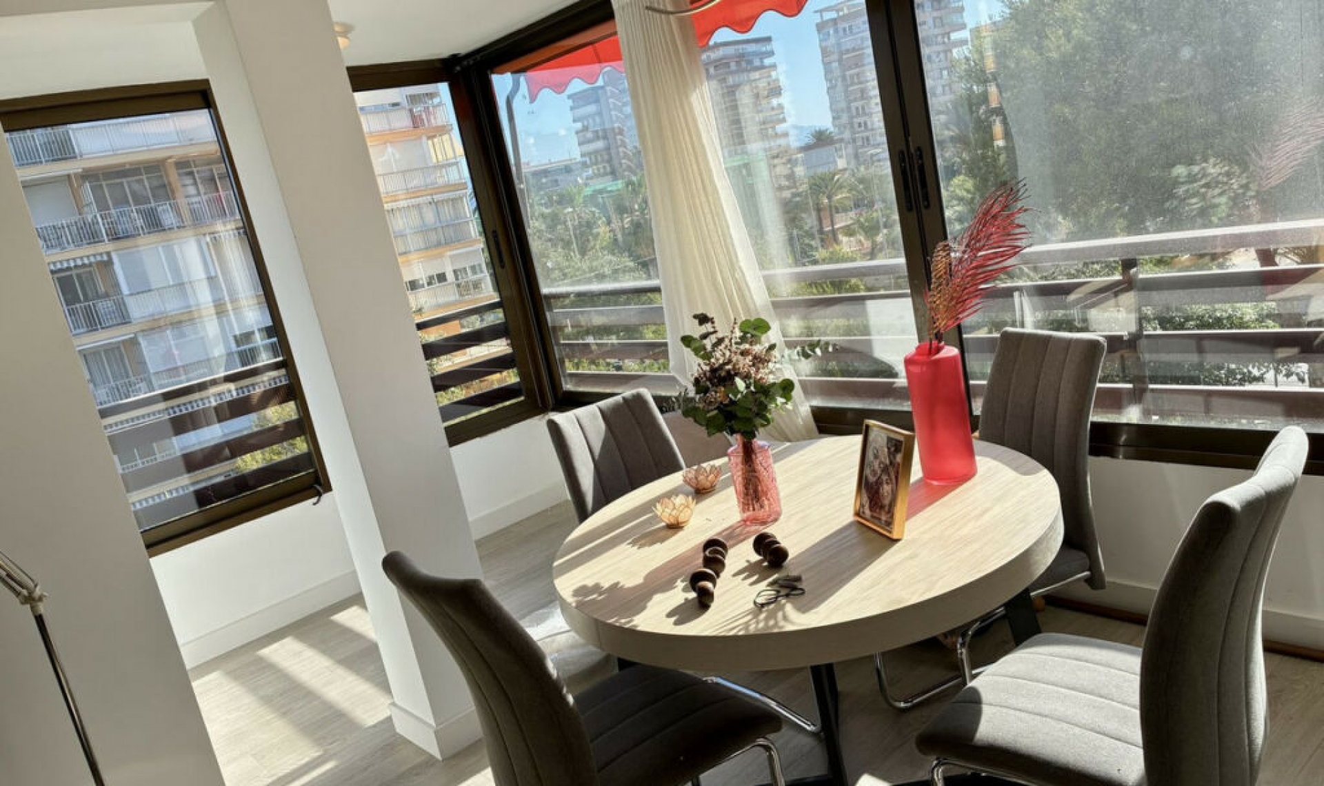 Resale - Apartment -
Playa de San Juan