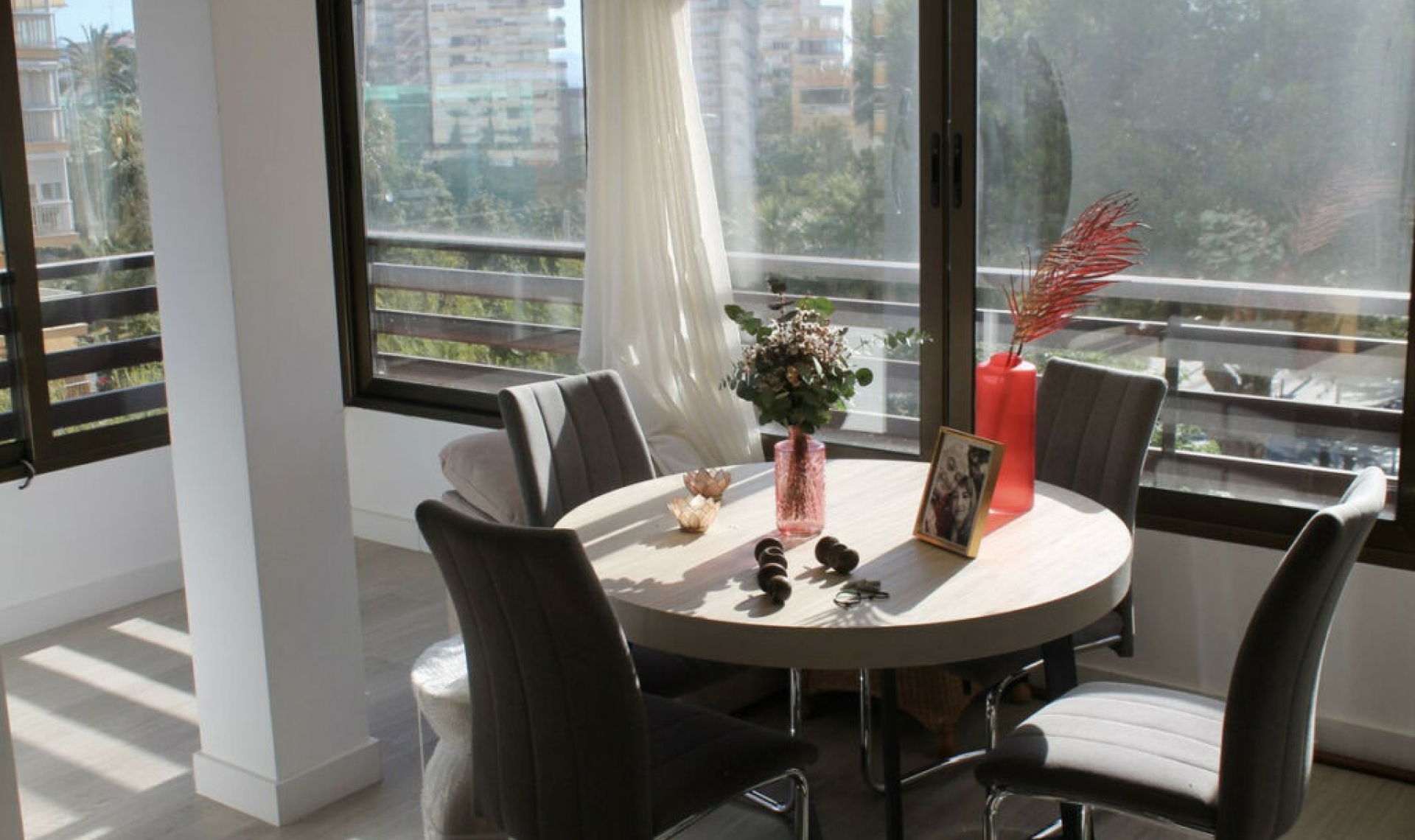 Resale - Apartment -
Playa de San Juan