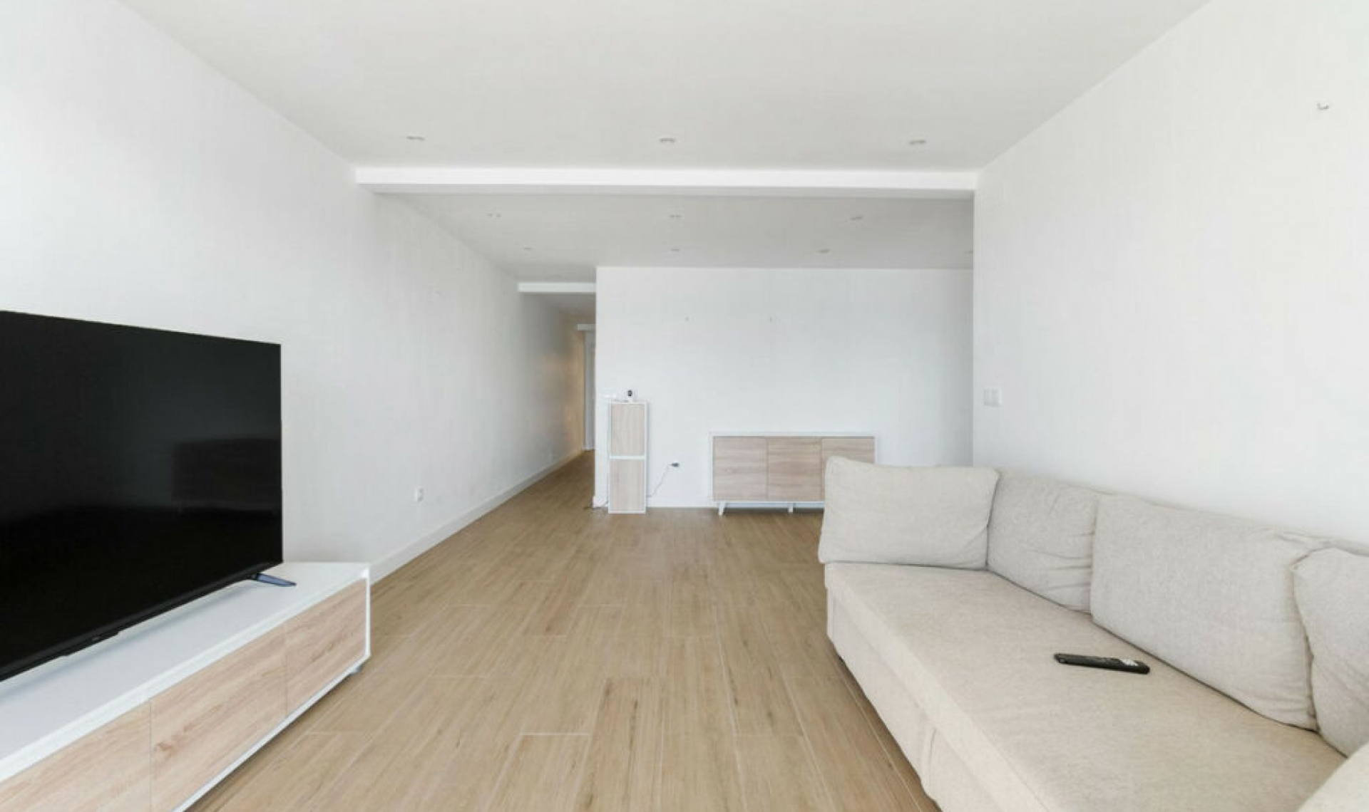 Resale - Apartment -
Playa Del Cura