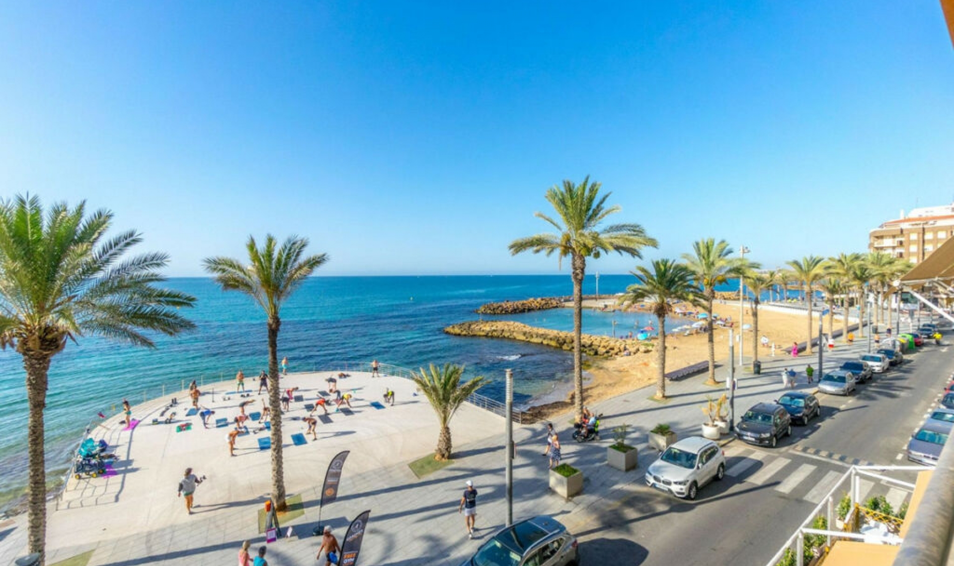 Resale - Apartment -
Playa Del Cura