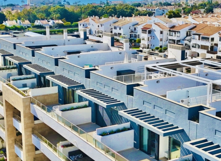 Resale - Apartment -
Playa Flamenca