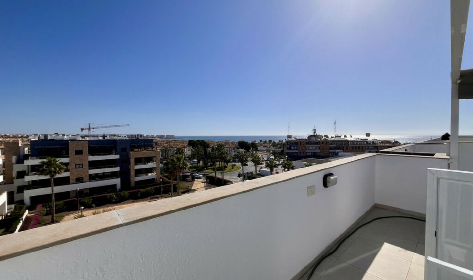 Resale - Apartment -
Playa Flamenca
