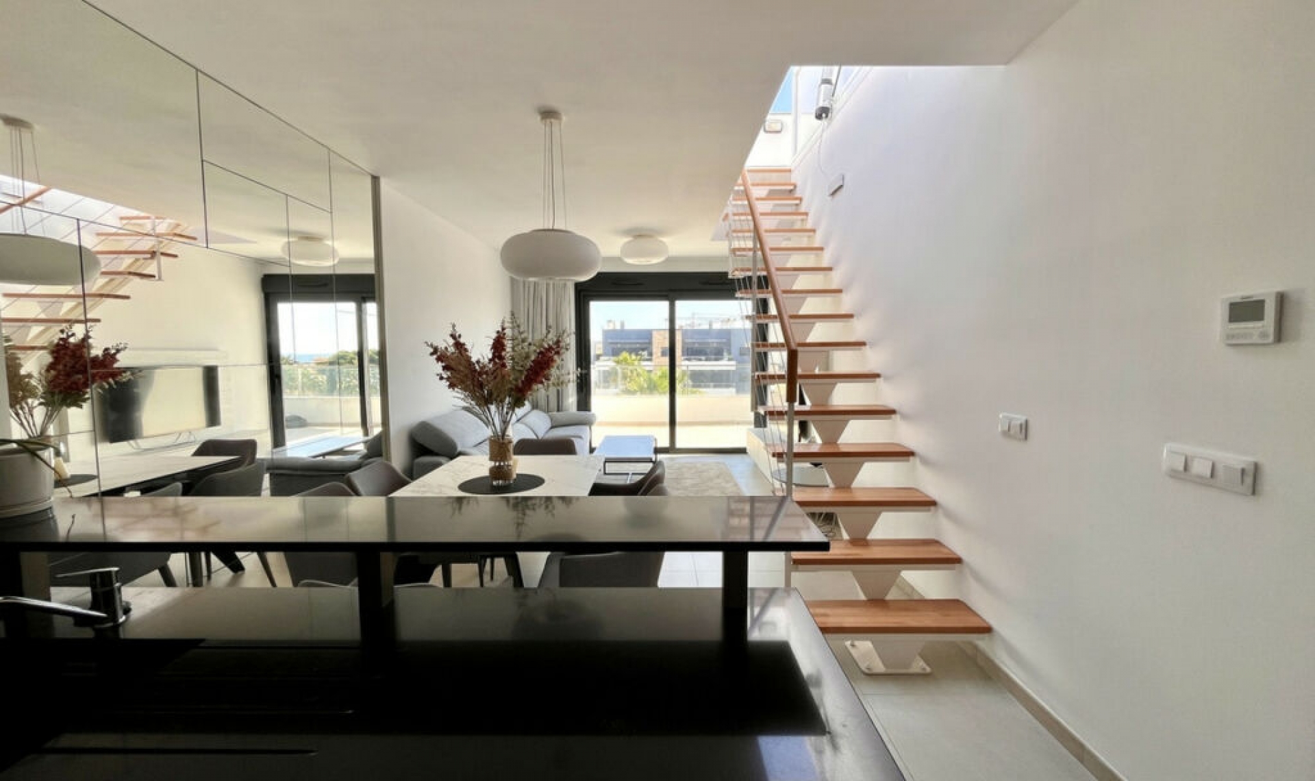 Resale - Apartment -
Playa Flamenca