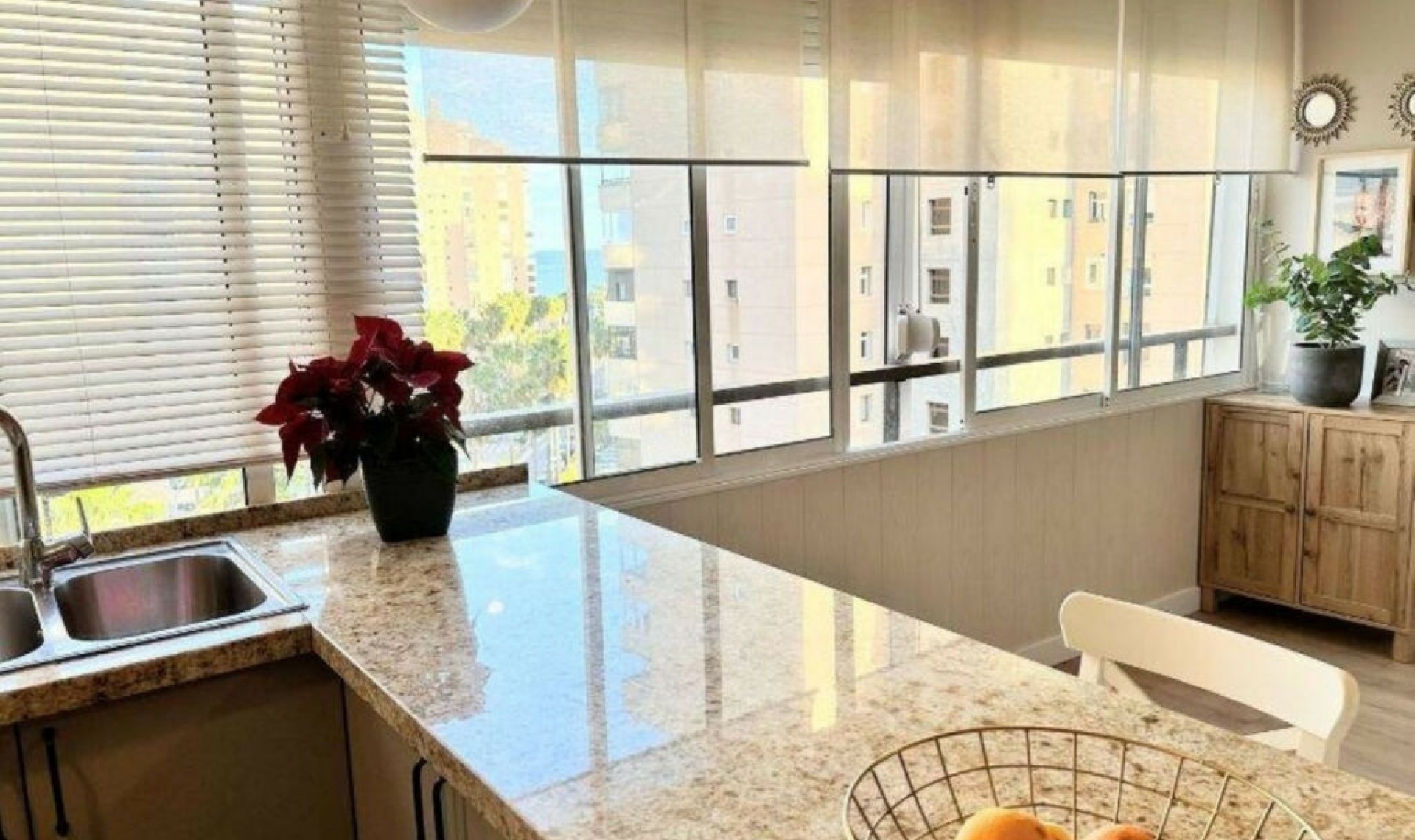 Resale - Apartment -
Playamar