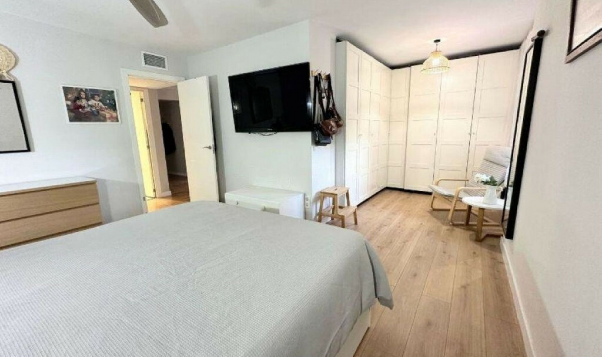 Resale - Apartment -
Playamar