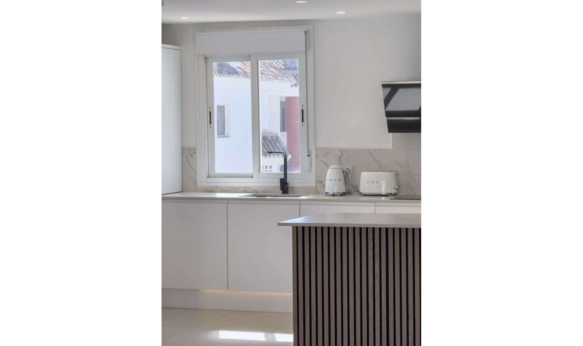 Resale - Apartment -
Puerto Banús