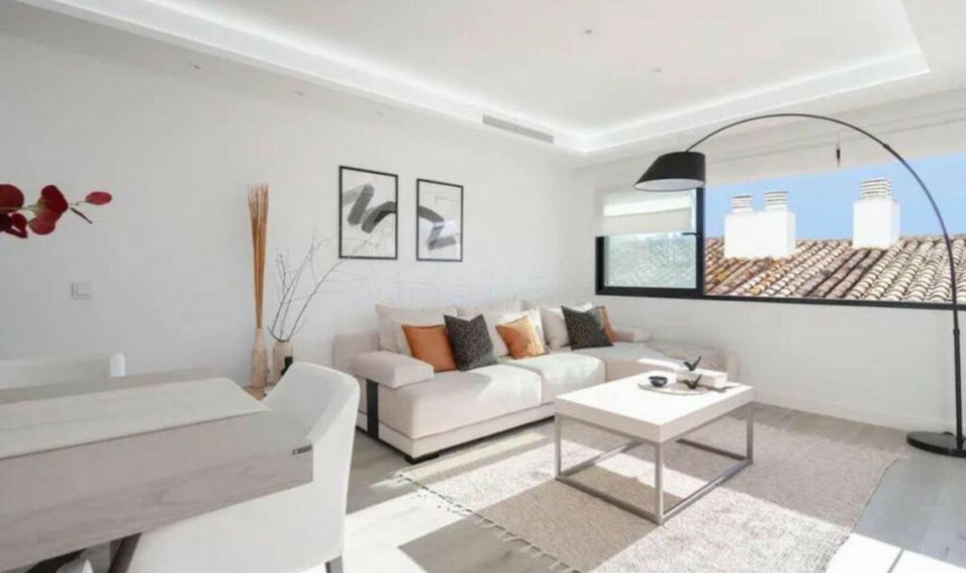 Resale - Apartment -
Puerto Banús