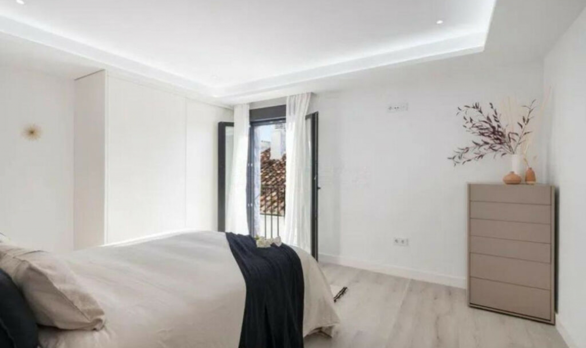 Resale - Apartment -
Puerto Banús