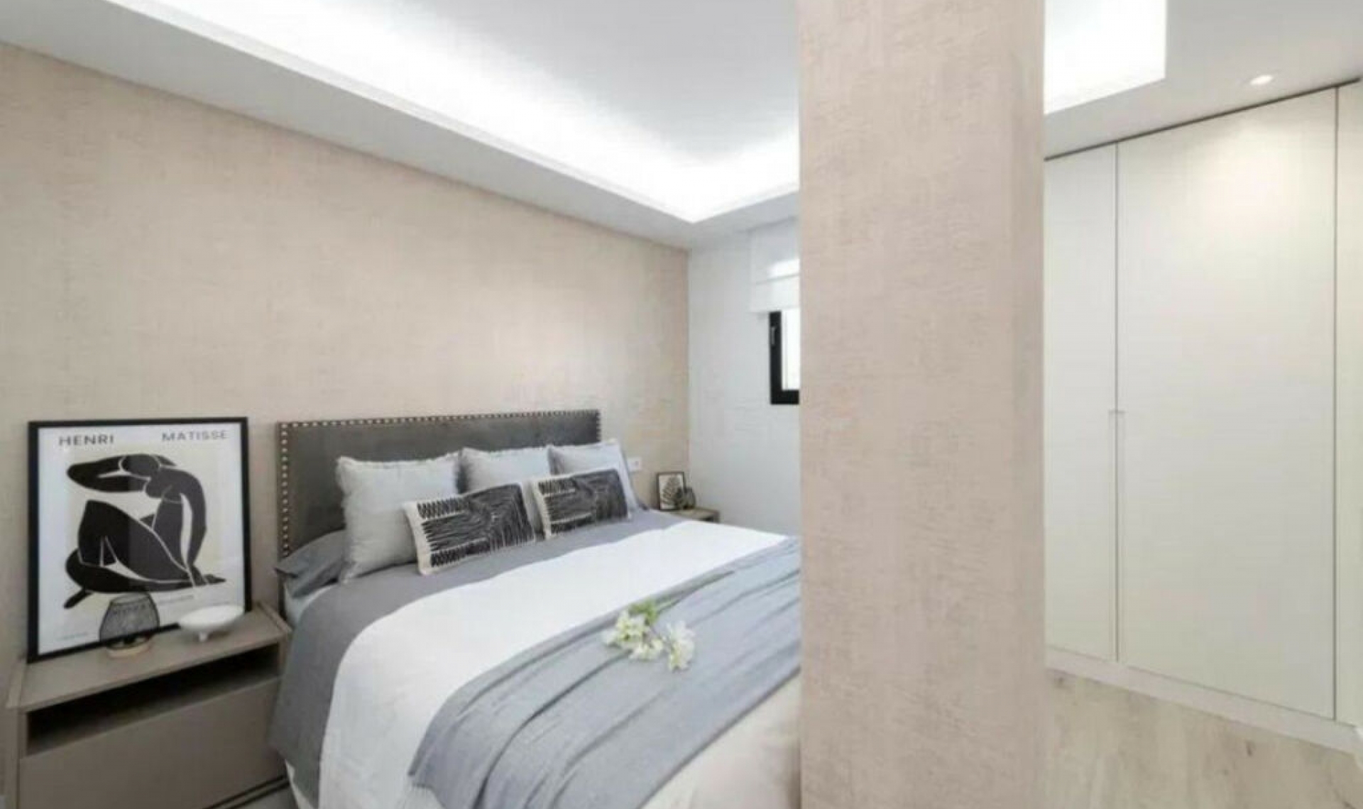 Resale - Apartment -
Puerto Banús
