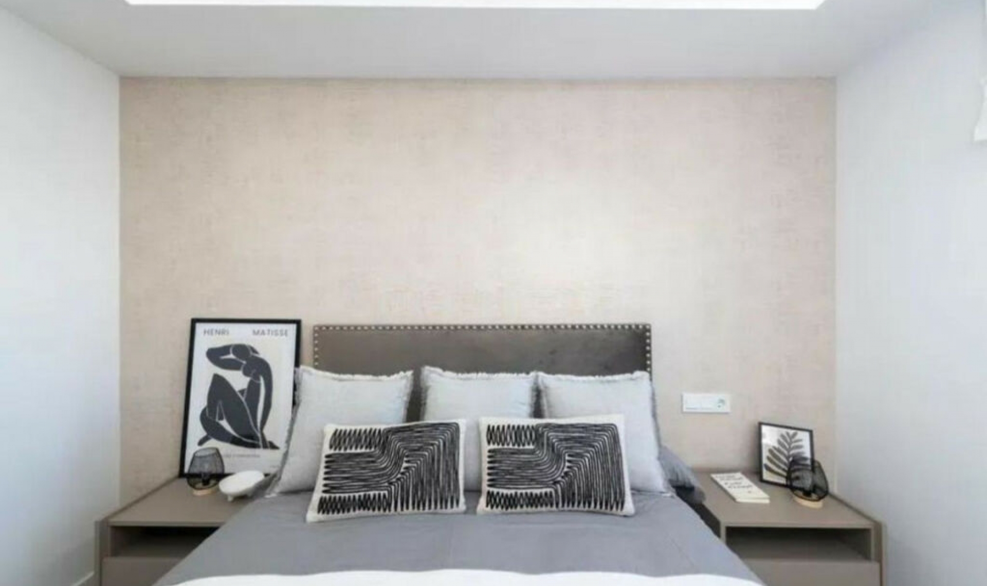 Resale - Apartment -
Puerto Banús