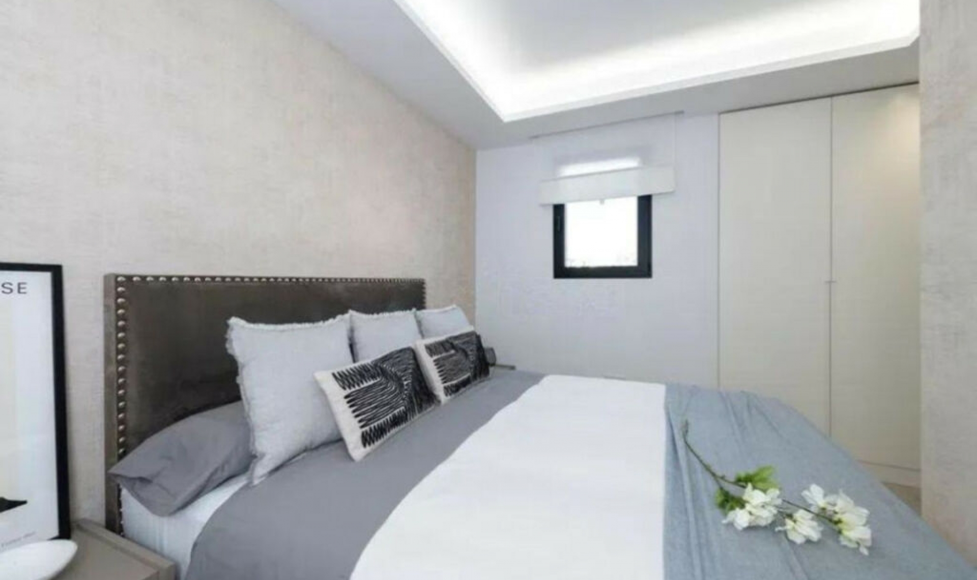 Resale - Apartment -
Puerto Banús