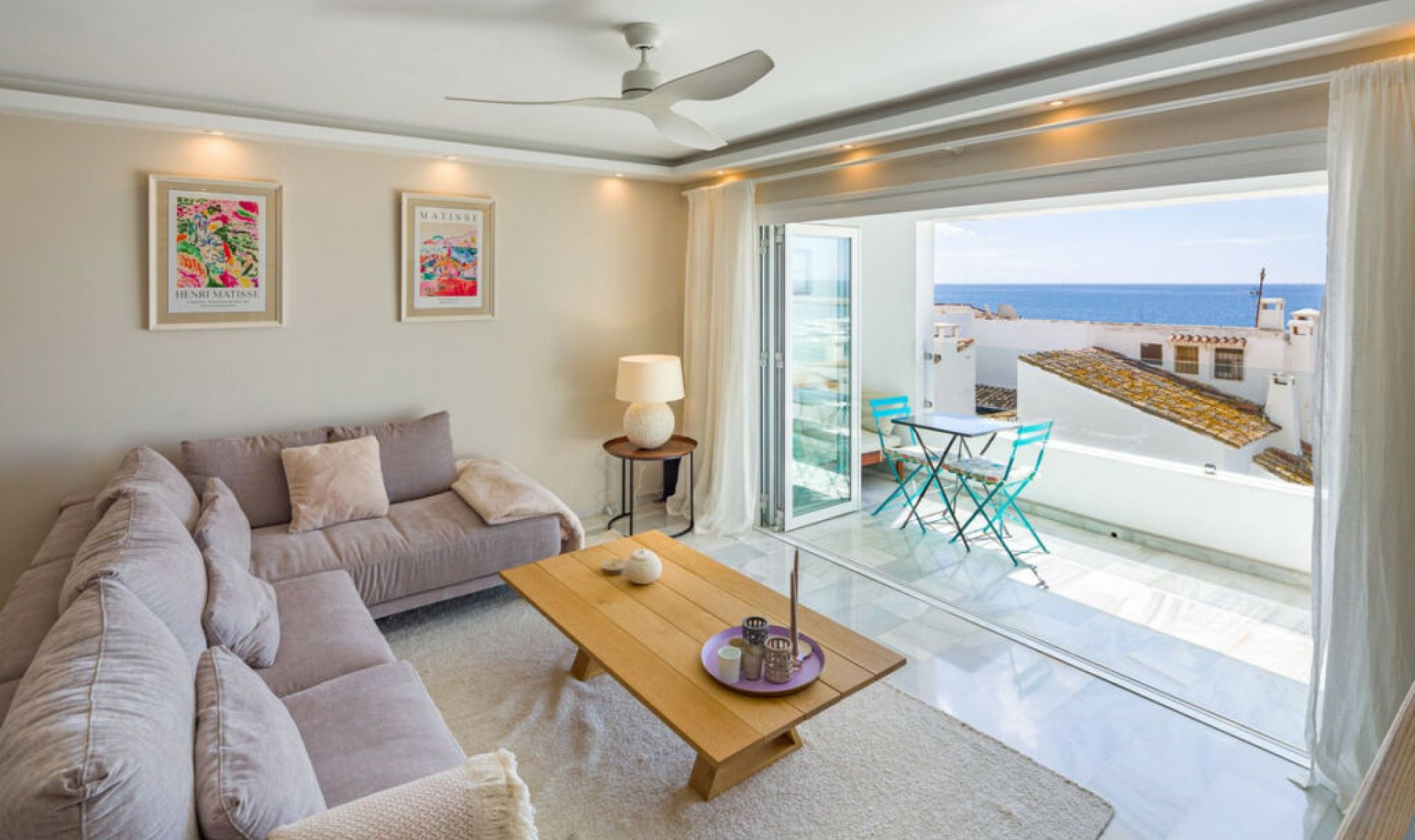 Resale - Apartment -
Puerto Banús