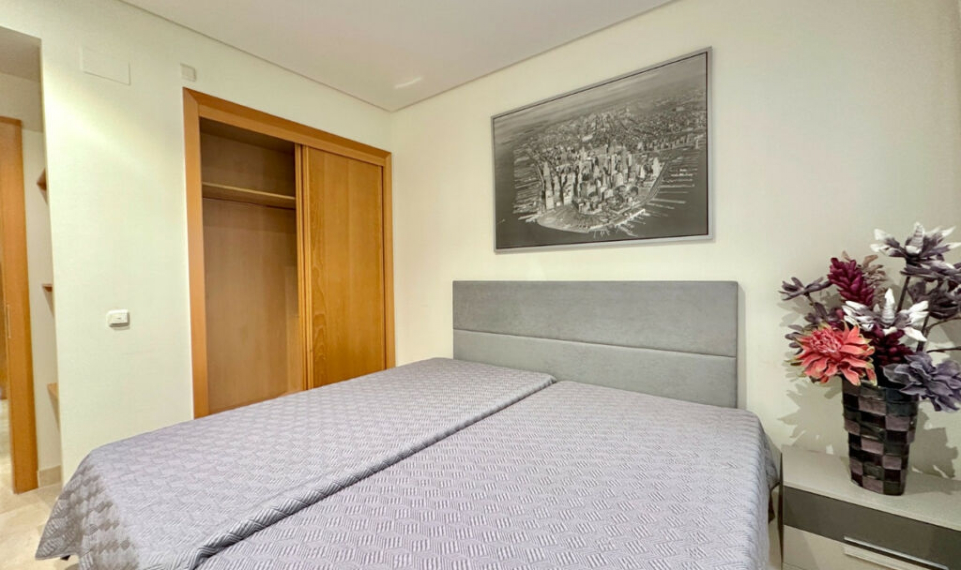 Resale - Apartment -
Puerto Banús