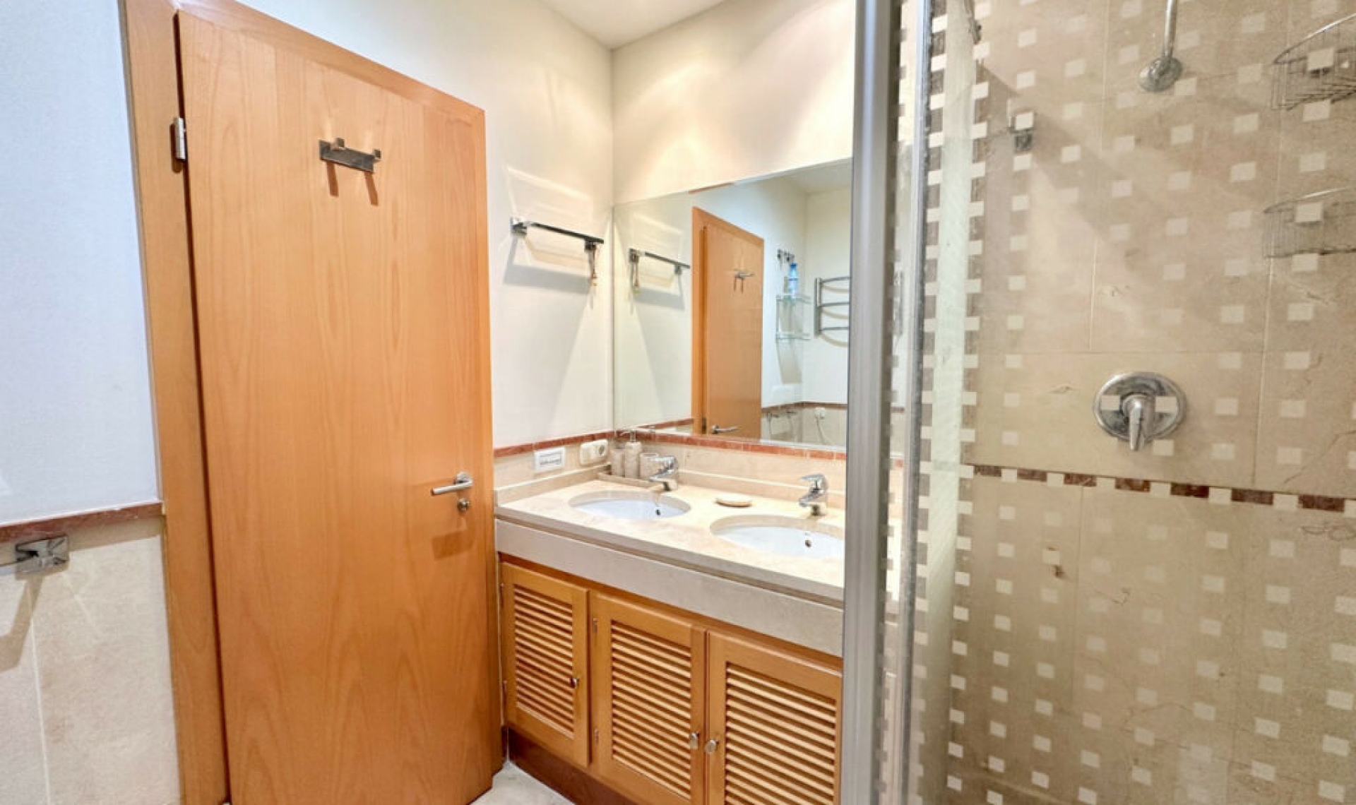 Resale - Apartment -
Puerto Banús