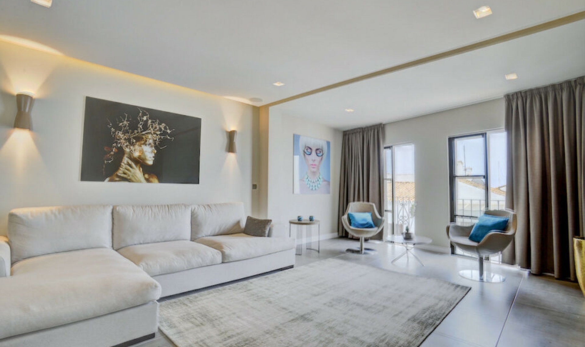 Resale - Apartment -
Puerto Banús