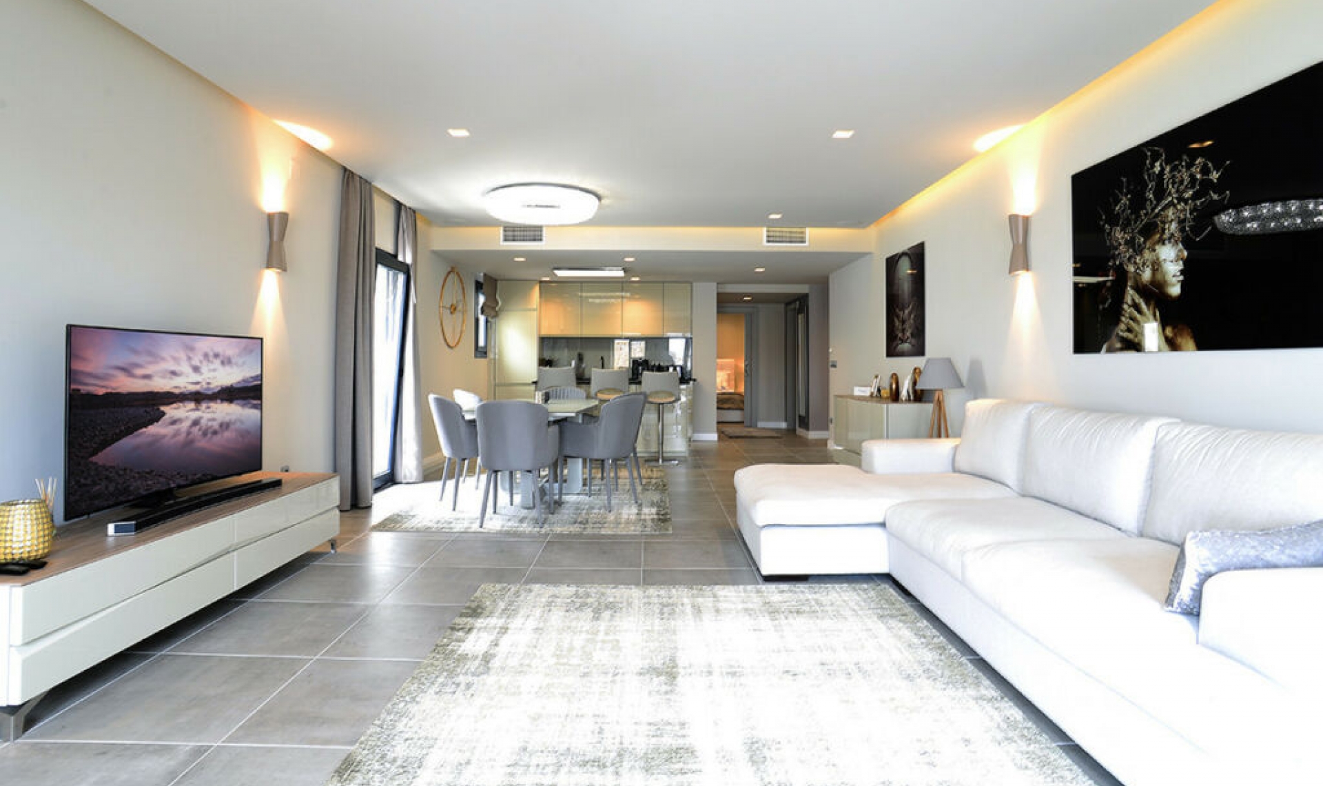 Resale - Apartment -
Puerto Banús