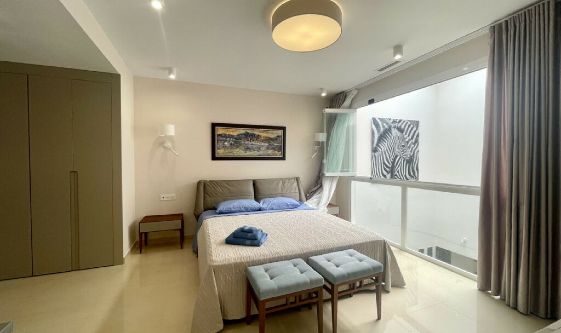 Resale - Apartment -
Puerto Banús