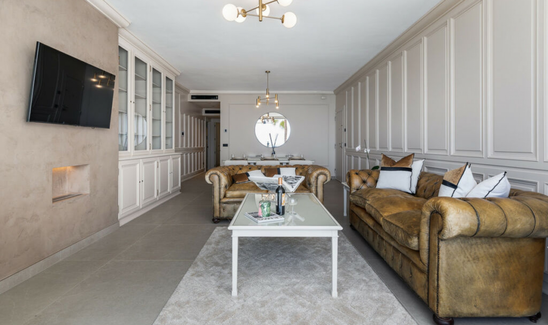 Resale - Apartment -
Puerto Banús