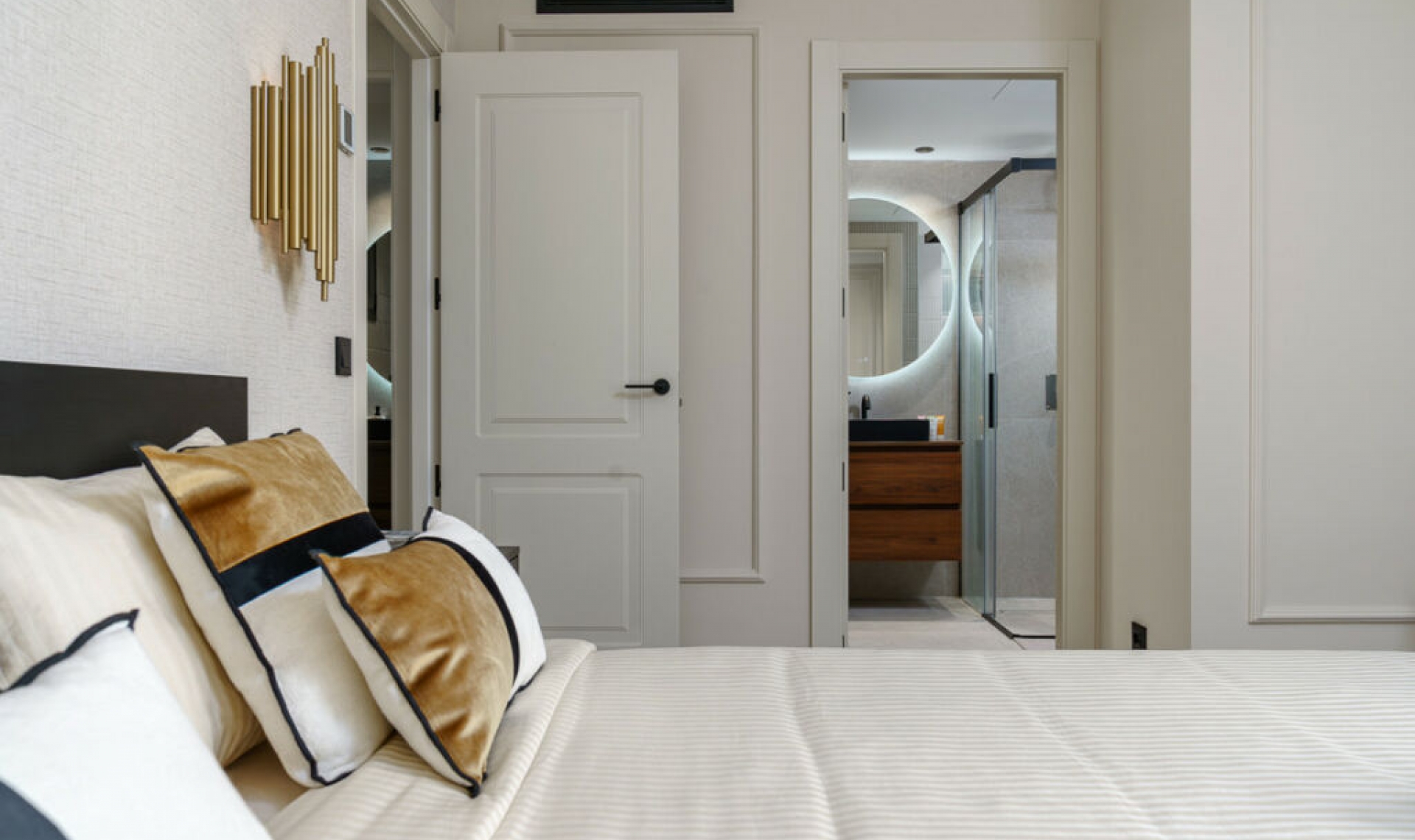 Resale - Apartment -
Puerto Banús