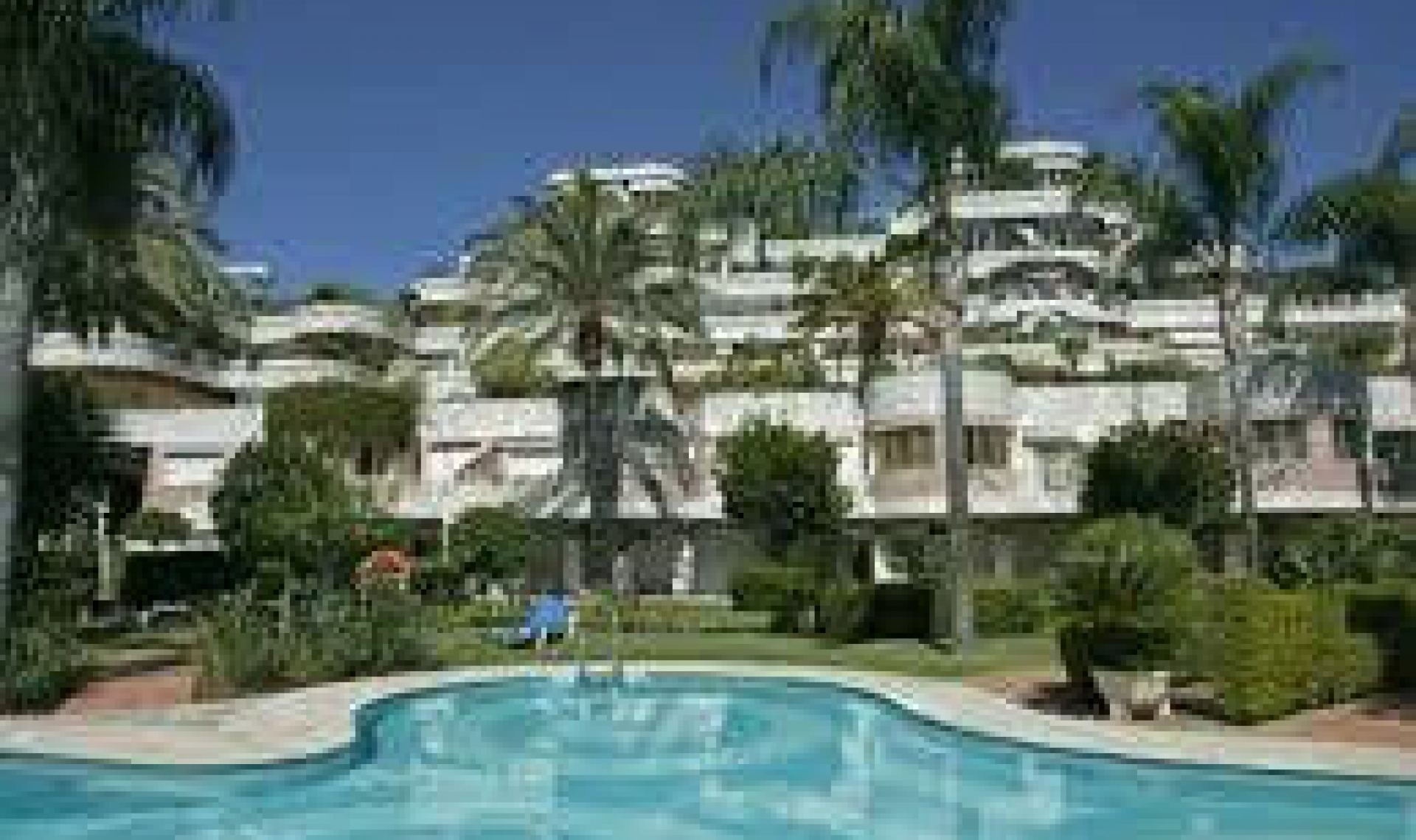 Resale - Apartment -
Puerto Banús