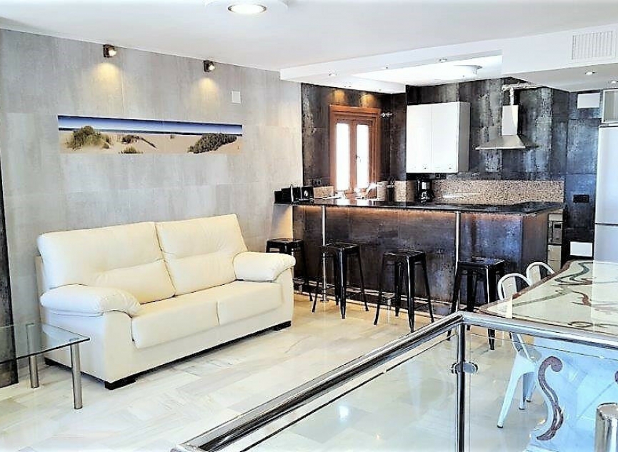 Resale - Apartment -
Puerto Banús