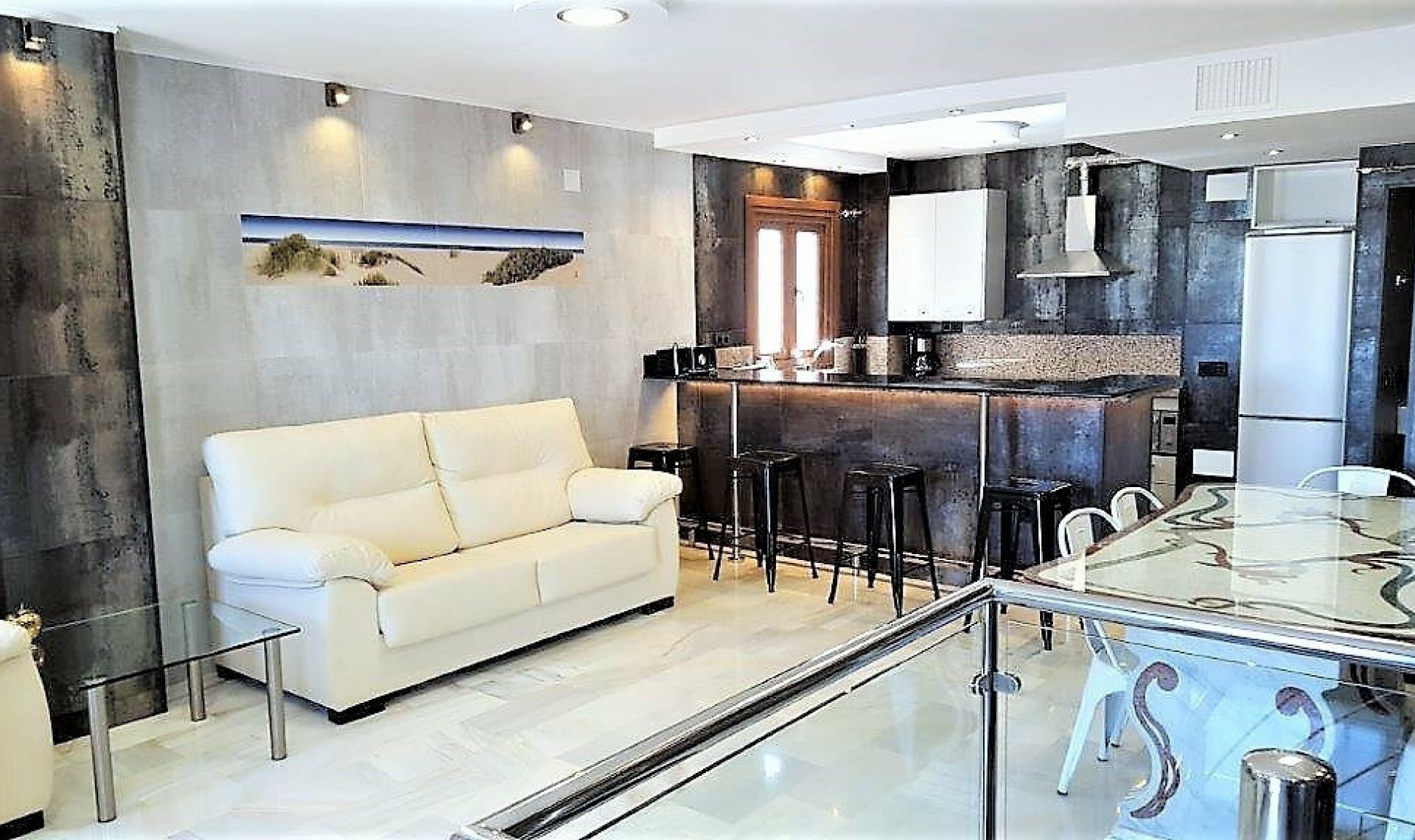 Resale - Apartment -
Puerto Banús