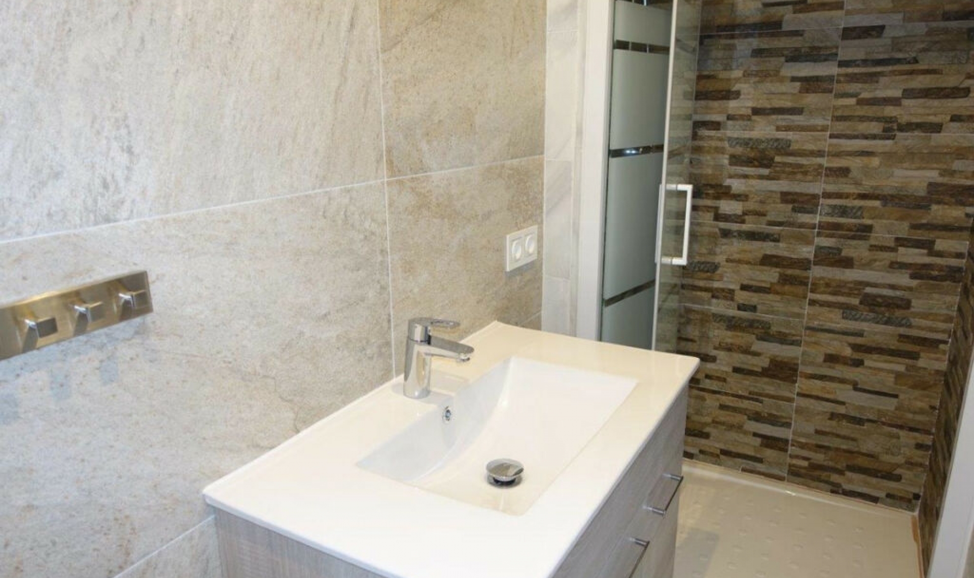 Resale - Apartment -
Puerto Banús