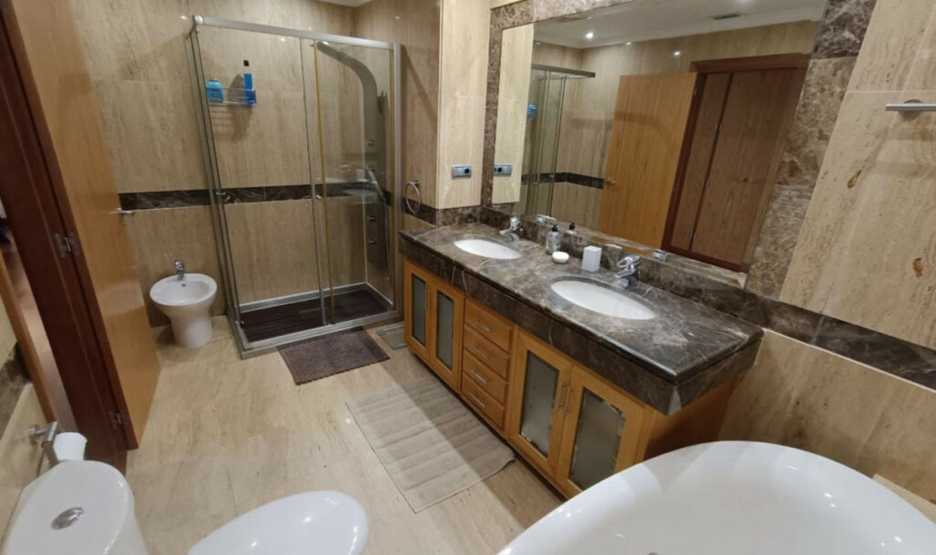 Resale - Apartment -
Puerto Banús
