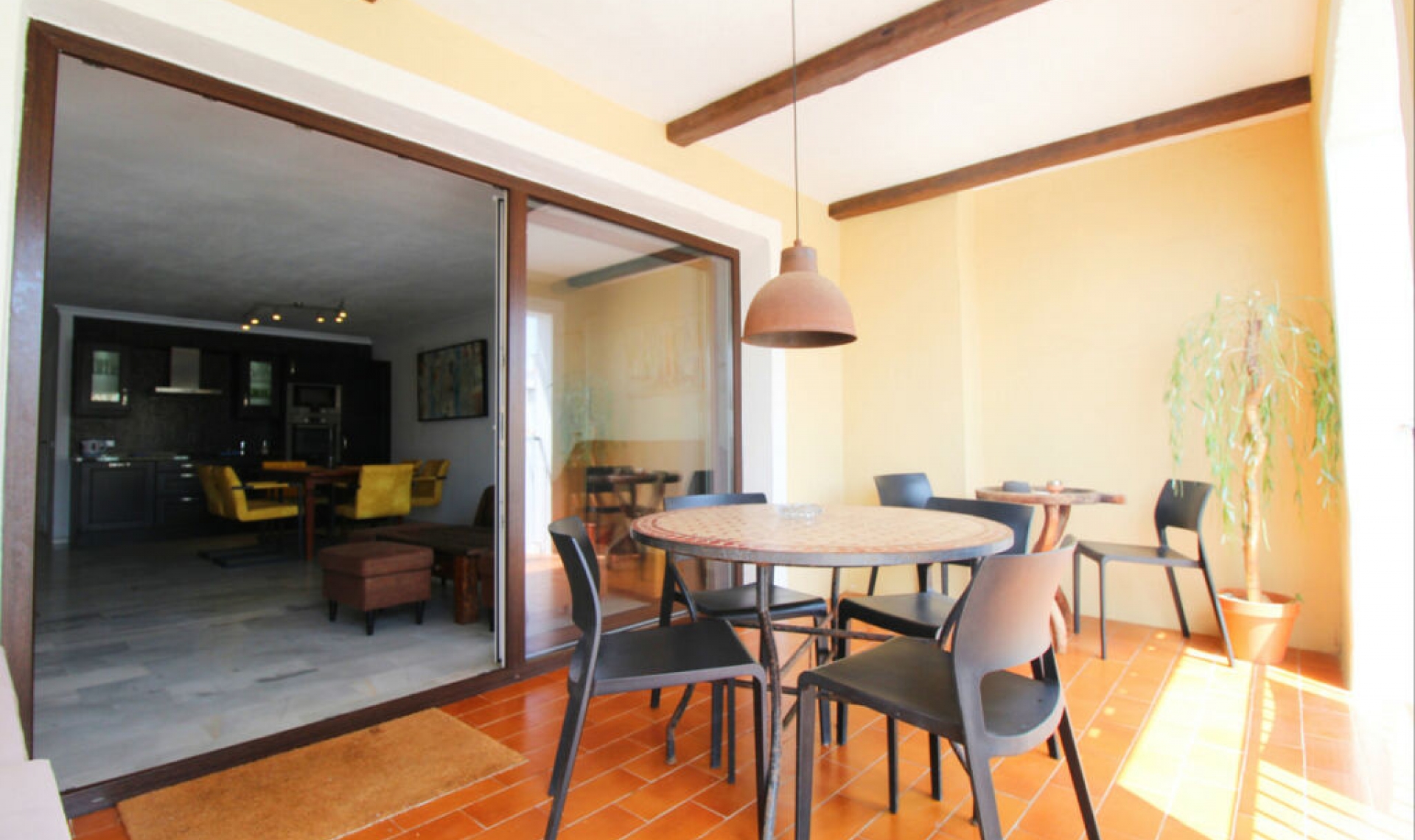 Resale - Apartment -
Puerto Banús