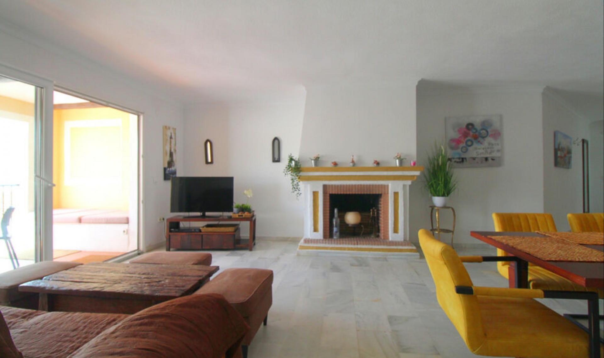 Resale - Apartment -
Puerto Banús