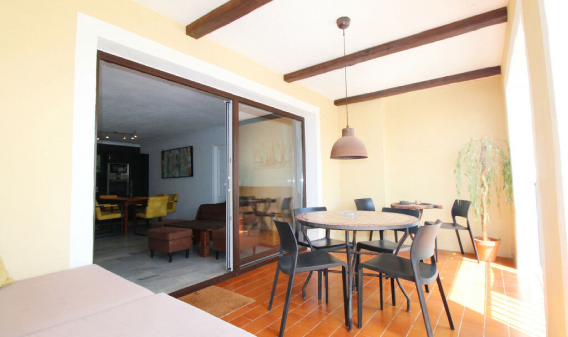 Resale - Apartment -
Puerto Banús