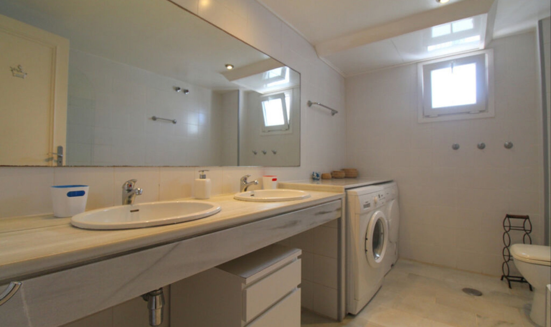 Resale - Apartment -
Puerto Banús