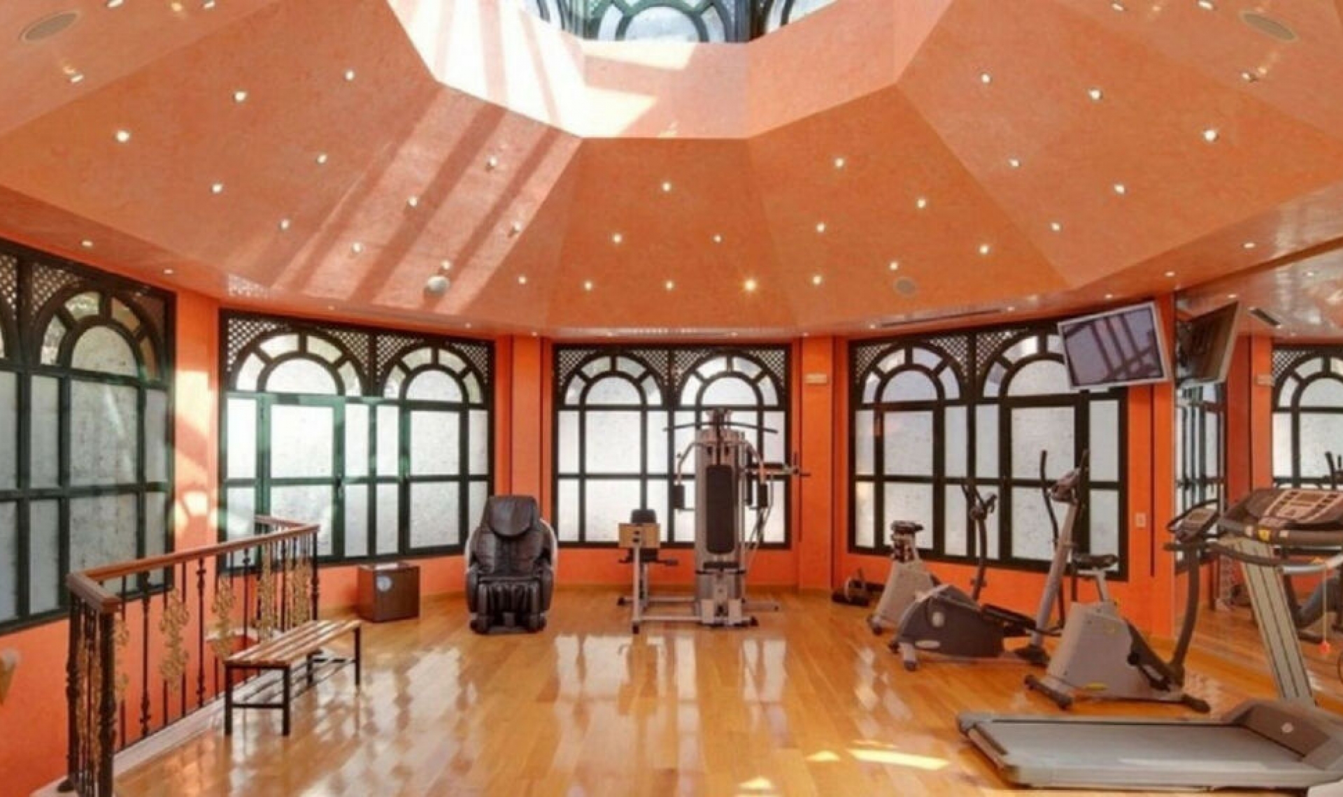 Resale - Apartment -
Puerto Banús