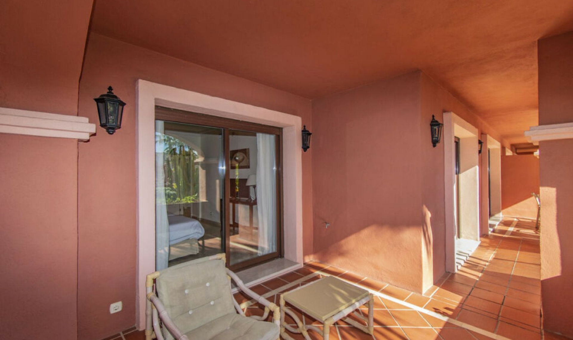 Resale - Apartment -
Puerto Banús