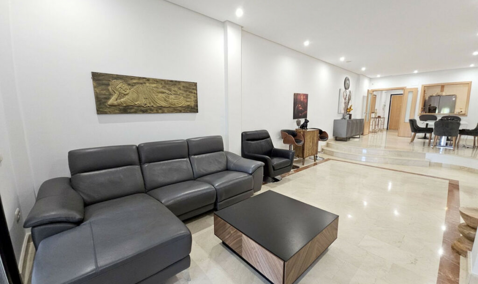Resale - Apartment -
Puerto Banús