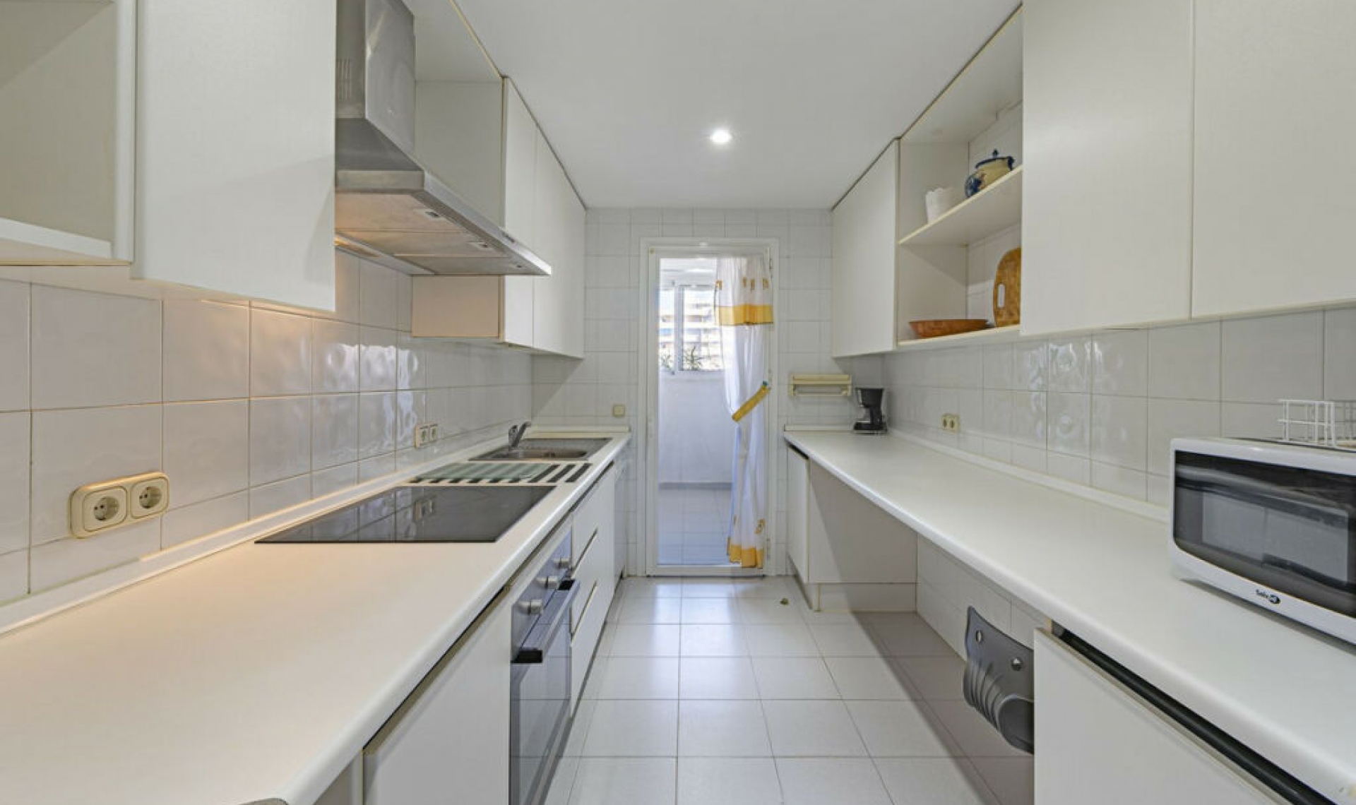 Resale - Apartment -
Puerto Banús