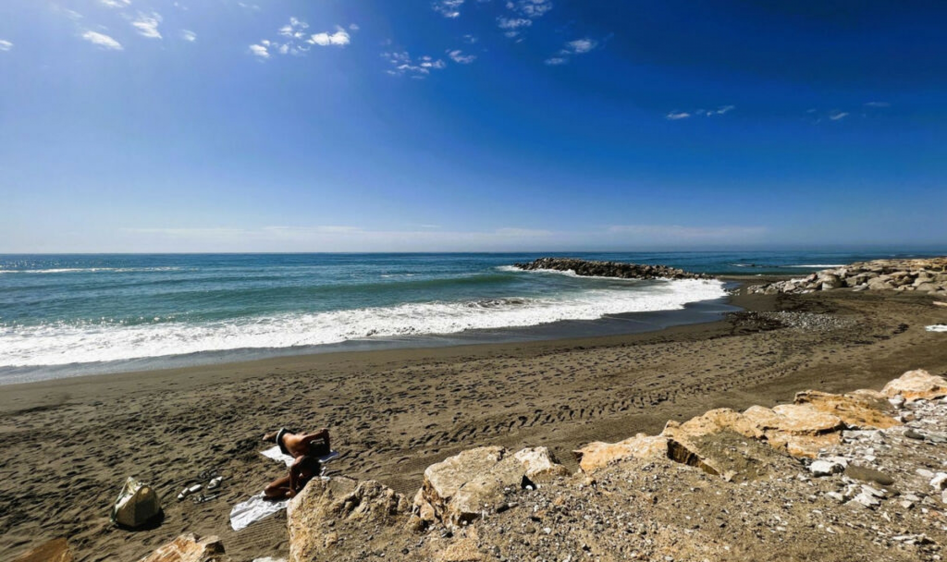 Resale - Apartment -
Puerto Banús