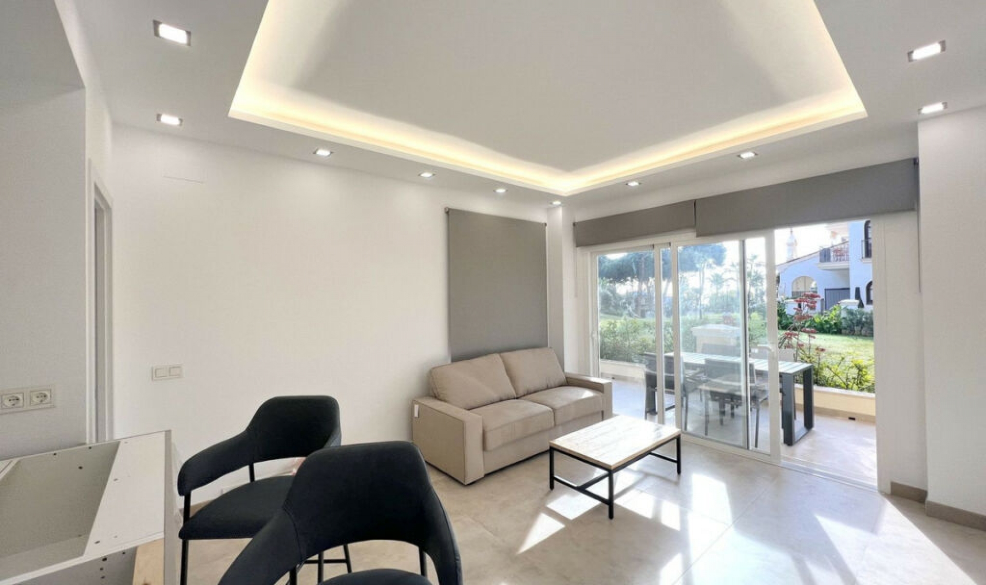Resale - Apartment -
Puerto Banús