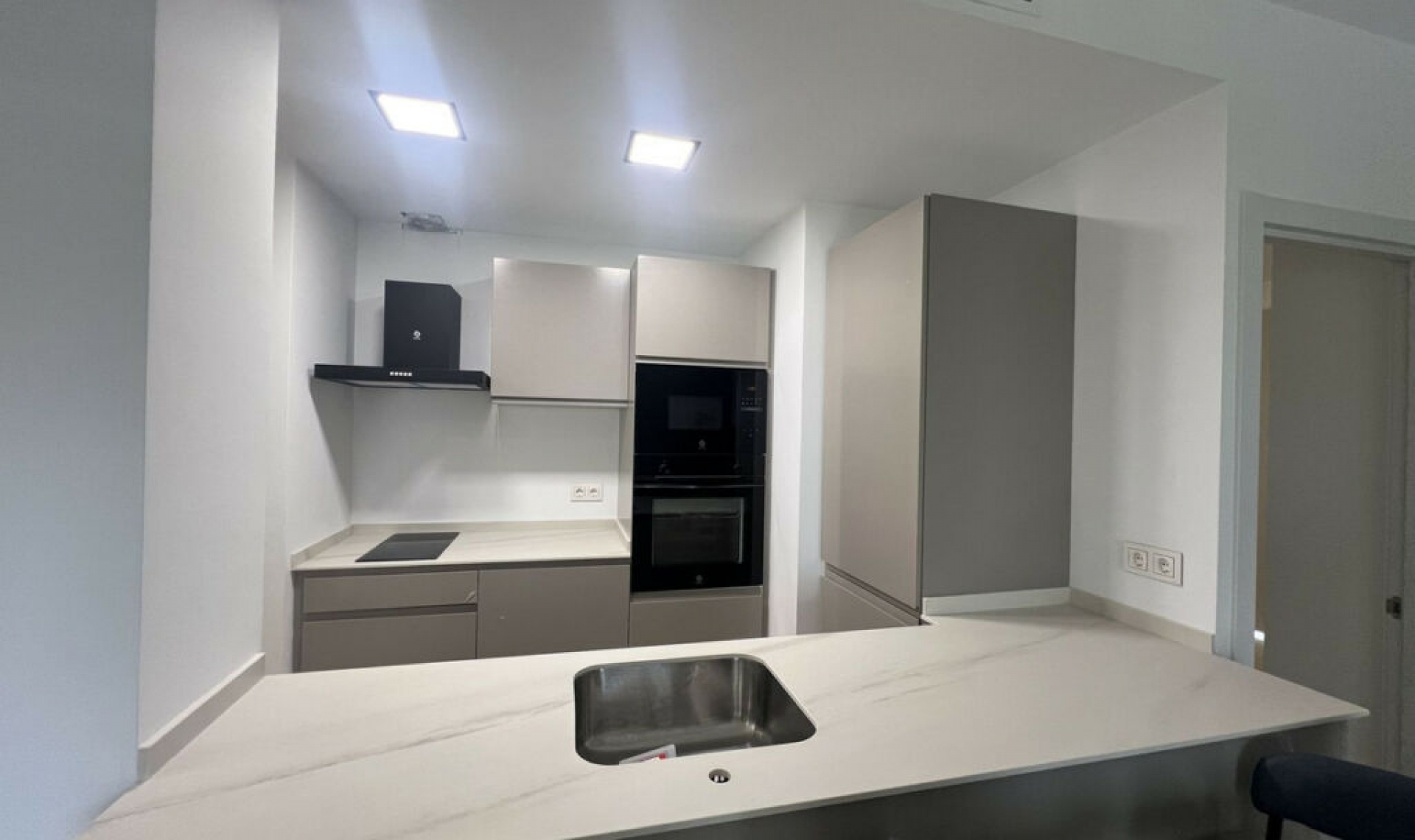 Resale - Apartment -
Puerto Banús