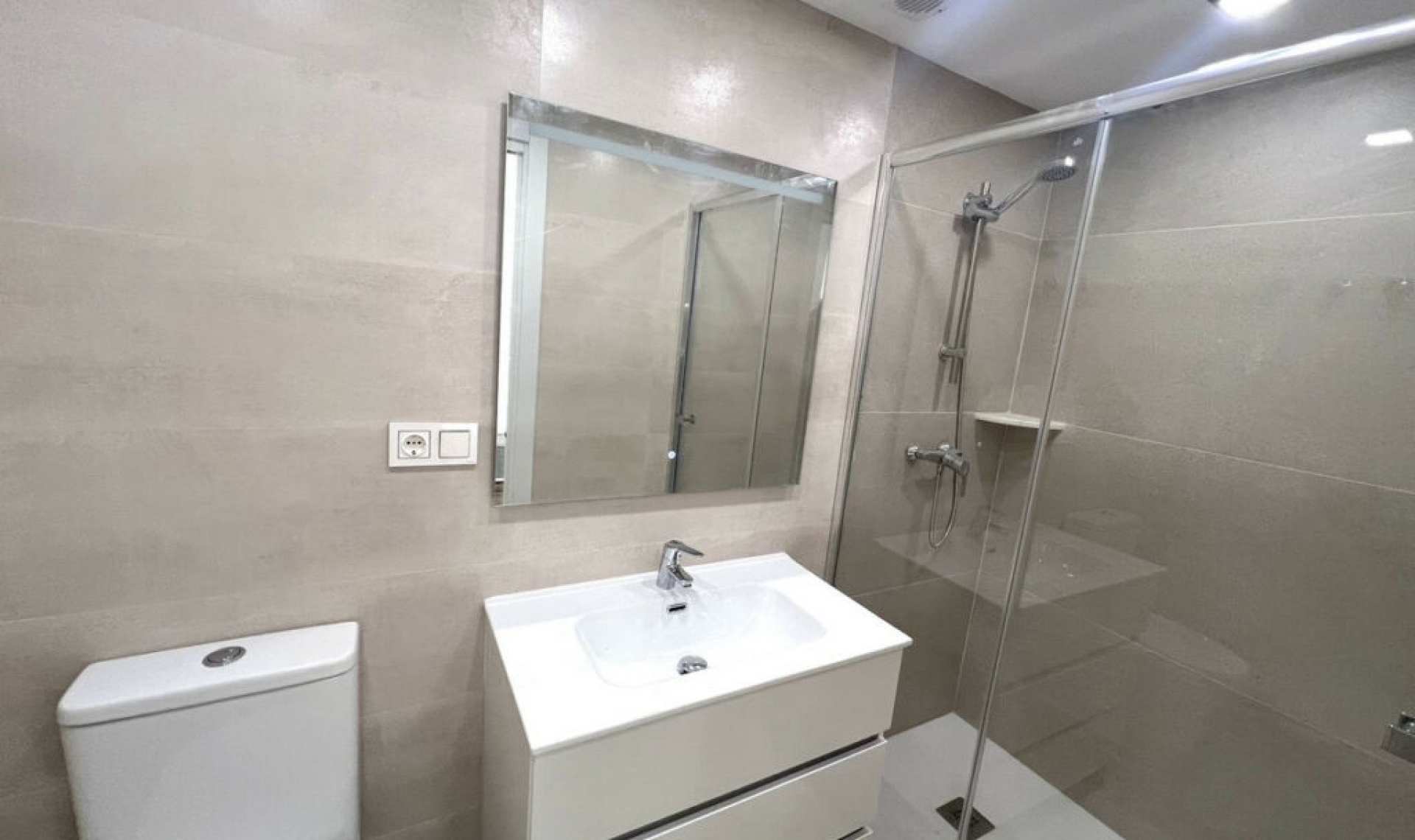 Resale - Apartment -
Puerto Banús