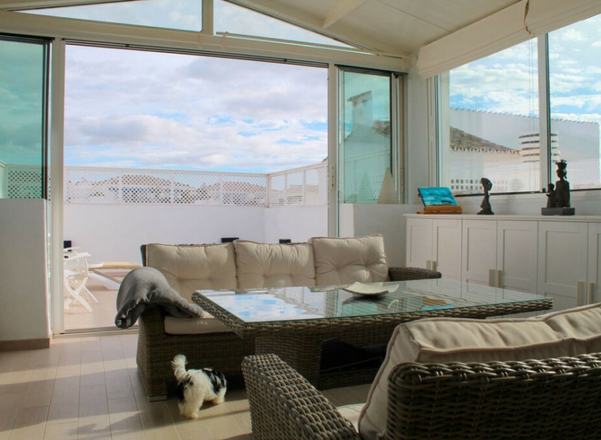 Resale - Apartment -
Puerto Banús