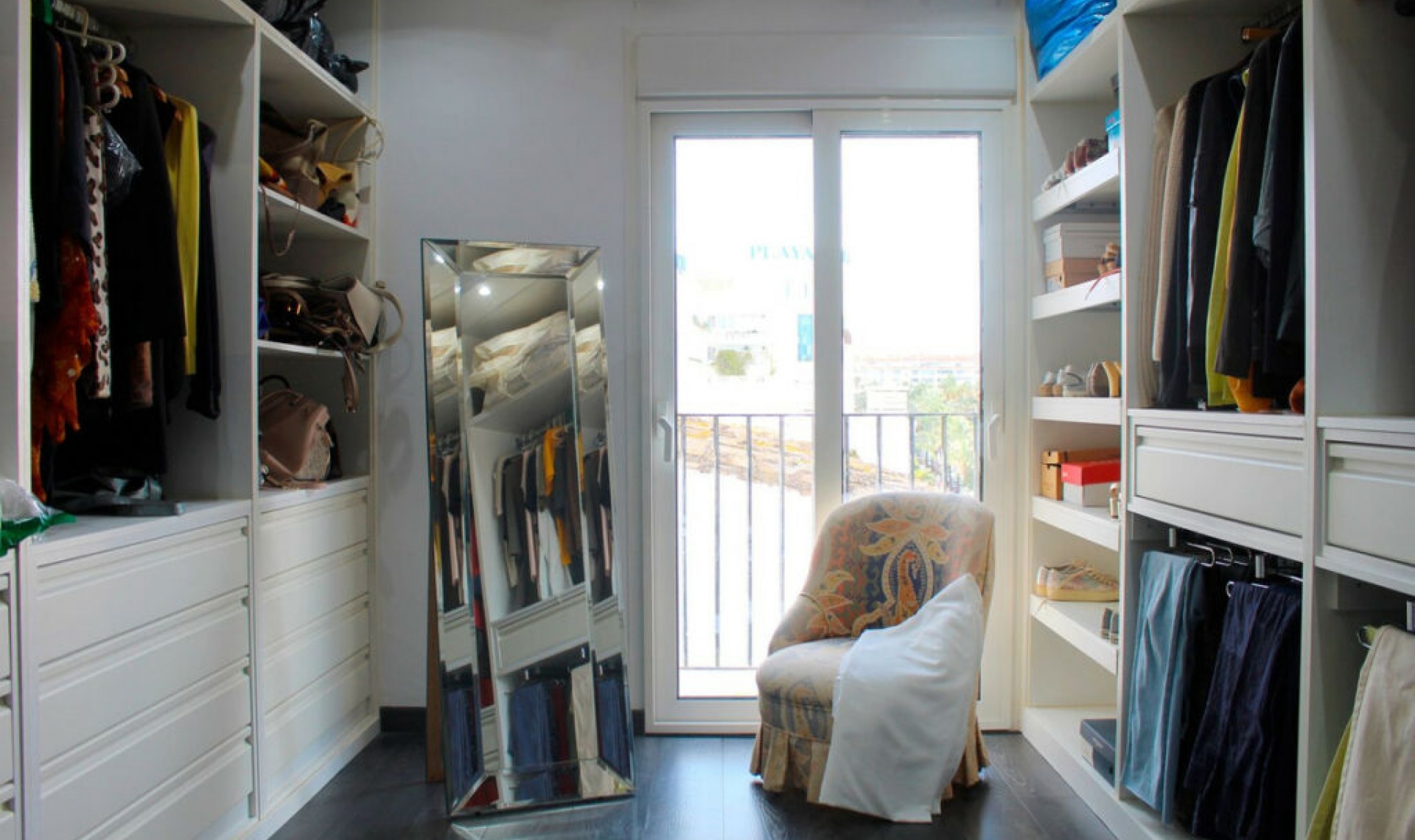 Resale - Apartment -
Puerto Banús