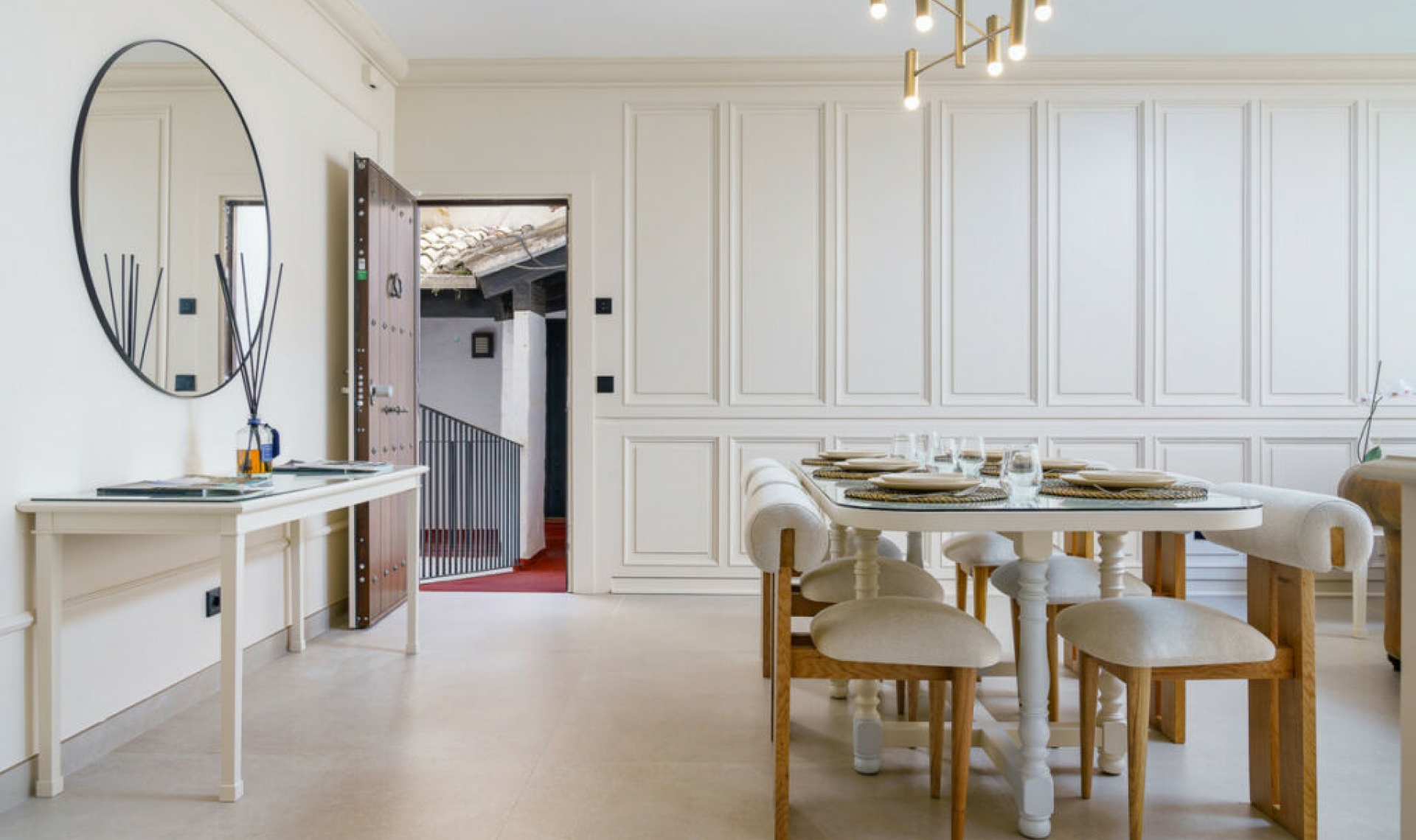 Resale - Apartment -
Puerto Banús