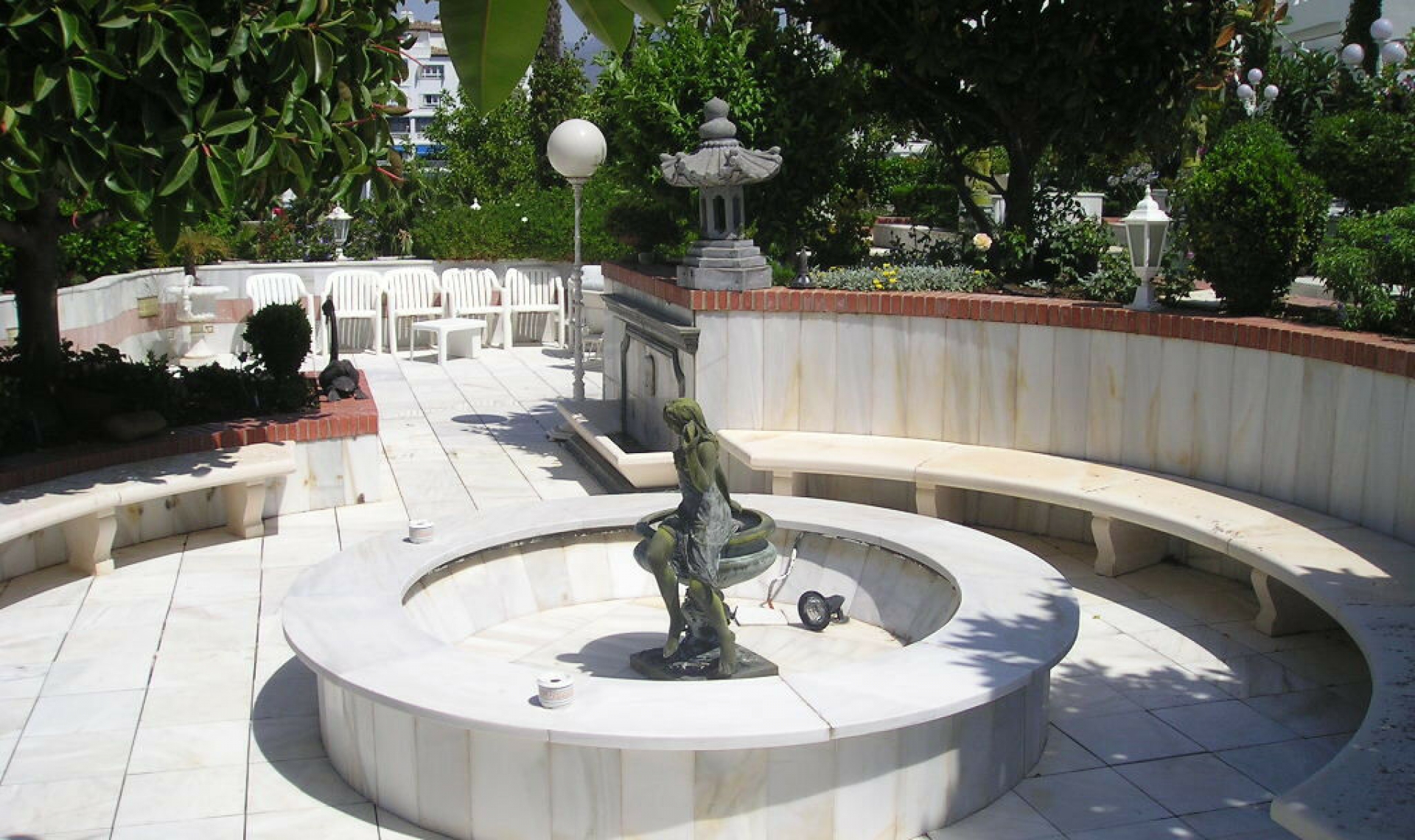 Resale - Apartment -
Puerto Banús