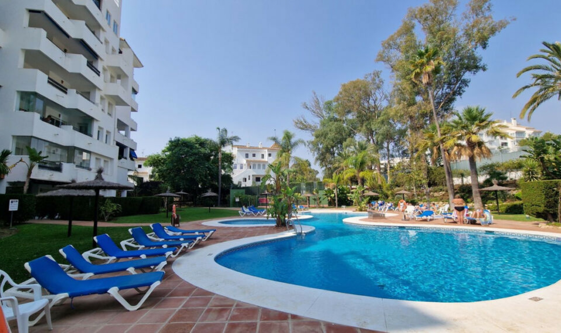 Resale - Apartment -
Puerto Banús