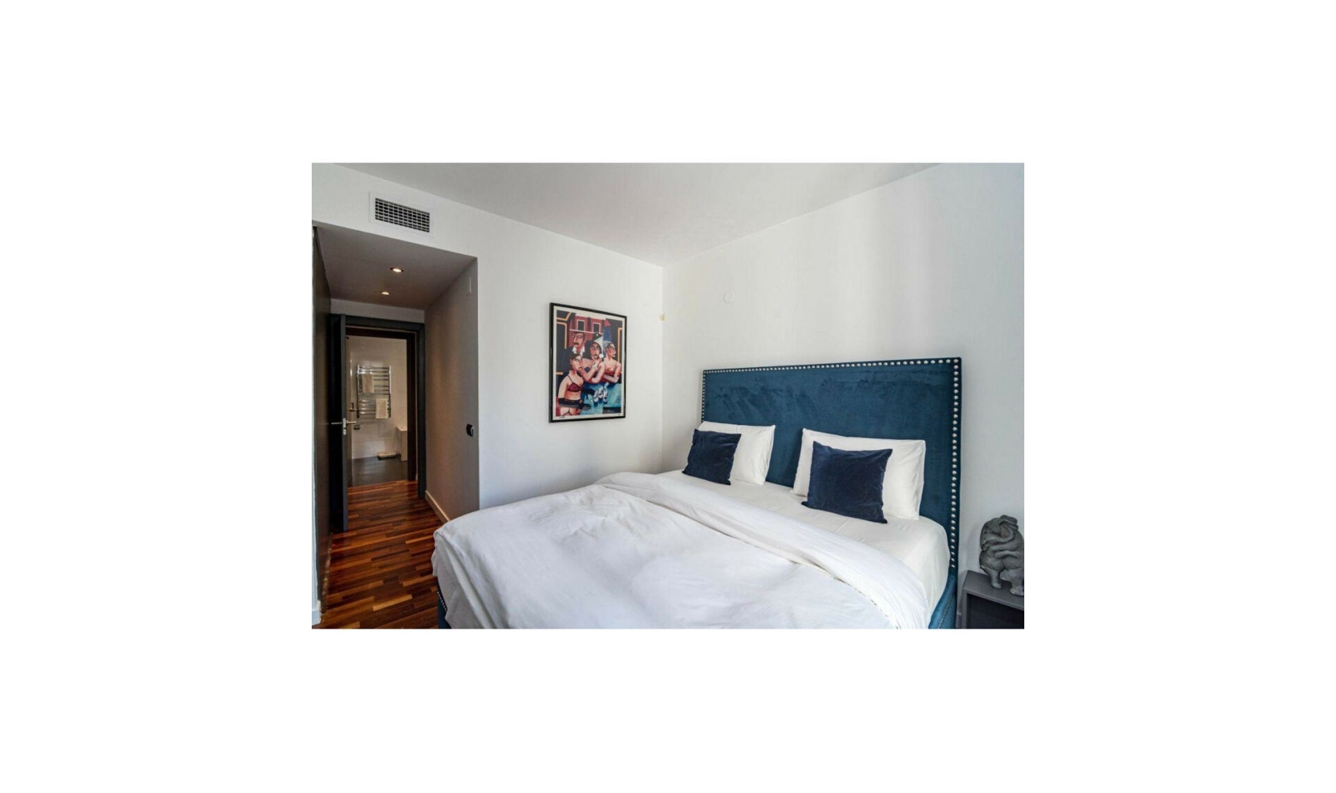 Resale - Apartment -
Puerto Banús